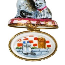 Mama Cat & Kitten Limoges Box by Beauchamp Porcelain Limoges France Trinket Box