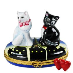 Cat Couple In Love Over Paris Night Sky Limoges Box by Beauchamp Love & Valentines Limoges boxes