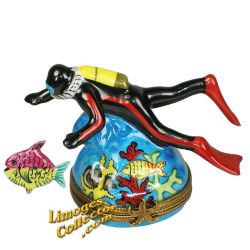 Diver with Tropical Fish Limoges Box (Beauchamp)