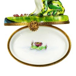 Frog on Waterlily Pad Limoges Box by Beauchamp, French Porcelain Trinket Box for Nature Lovers