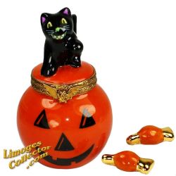 Jack-O-Lantern Pumpkin with Black Cat & Candies Limoges Box (Beauchamp)