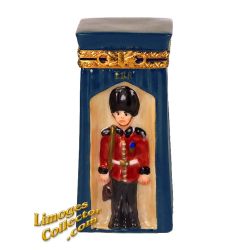 English Palace Guard Soldier Limoges Box | LimogesCollector.com