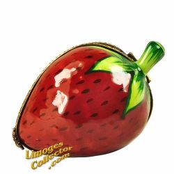 Luscious Red Ripe Strawberry Limoges Box (Beauchamp)