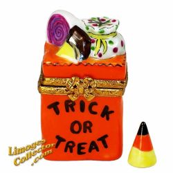 Trick Or Treat Bag with Candies Limoges Box (Artoria)