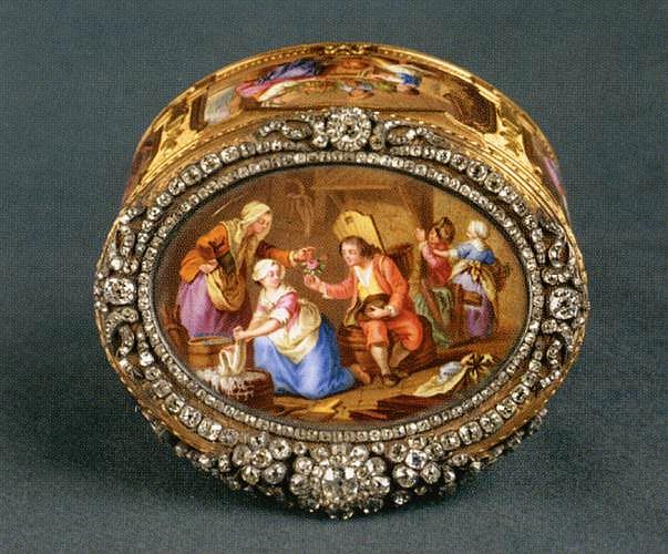 Gold Snuffbox with hand-painted Limoges porcelain and diamonds - Louvre Museum
